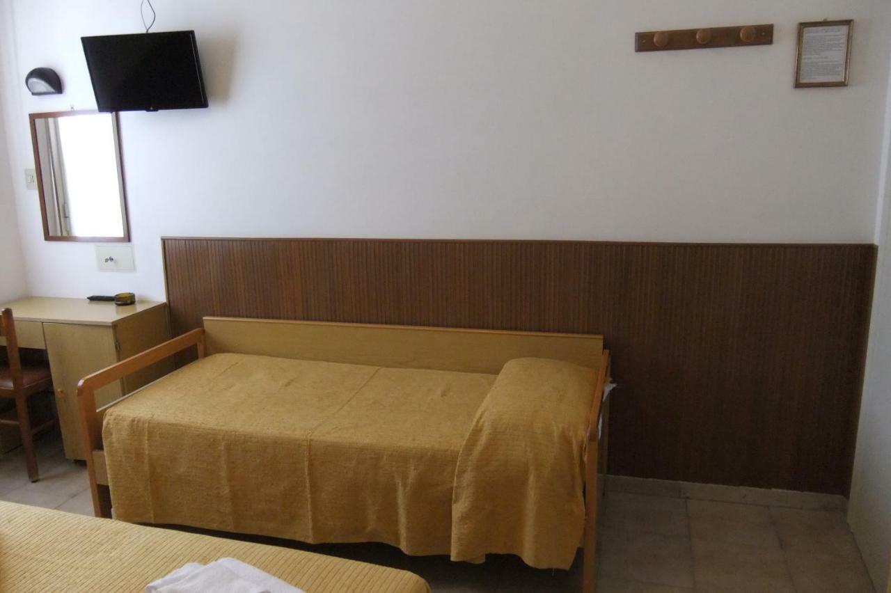 Albergo Villalma 里米尼 外观 照片