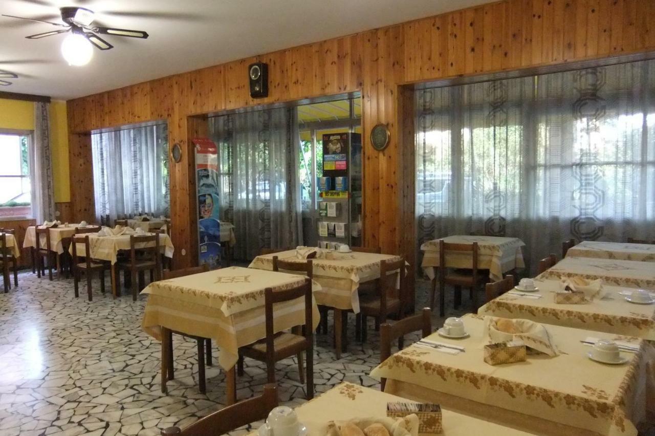 Albergo Villalma 里米尼 外观 照片