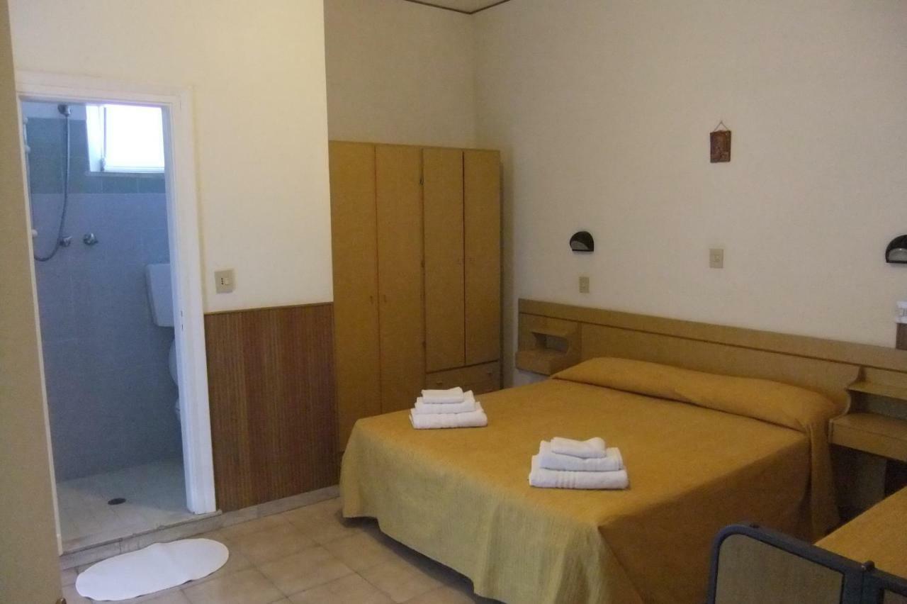Albergo Villalma 里米尼 外观 照片