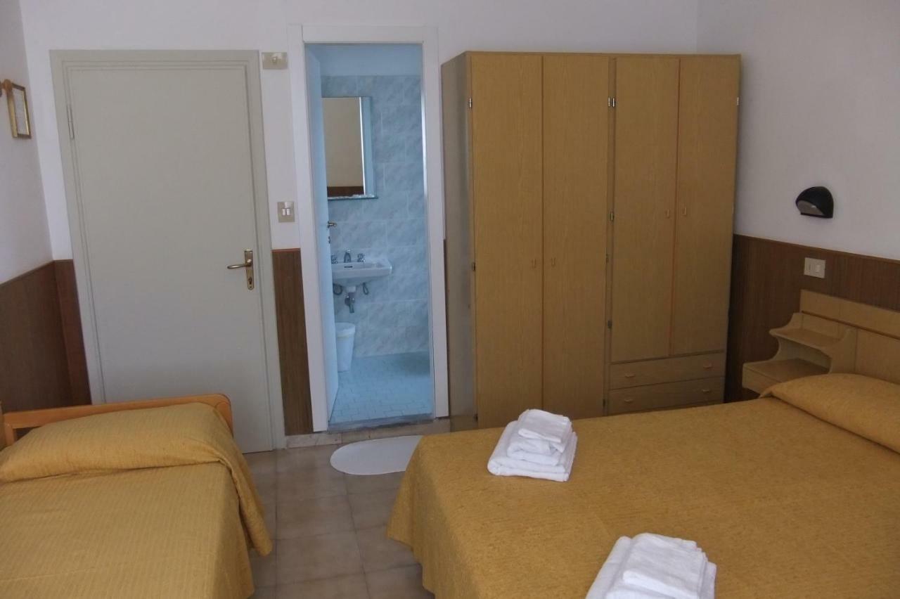 Albergo Villalma 里米尼 外观 照片