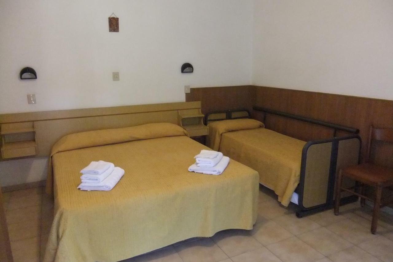 Albergo Villalma 里米尼 外观 照片