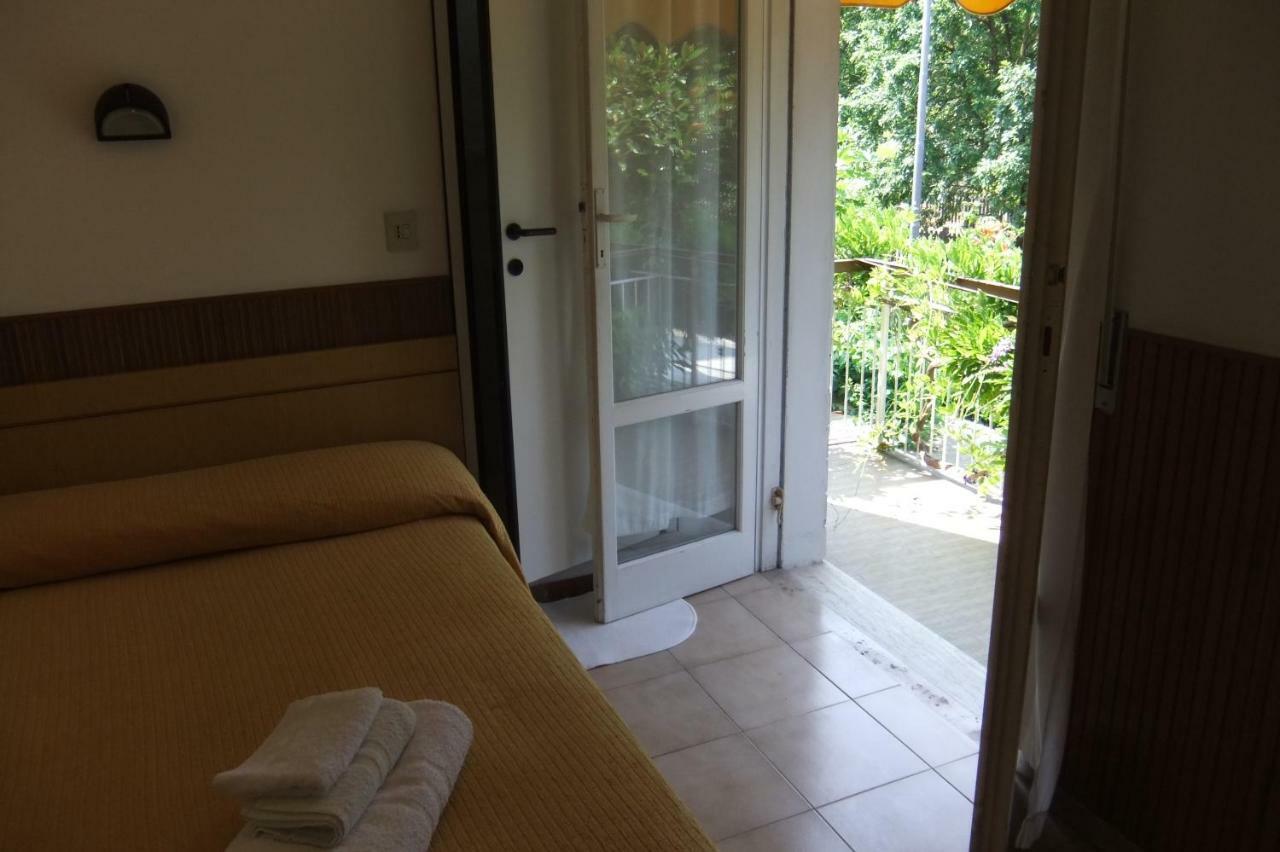 Albergo Villalma 里米尼 外观 照片