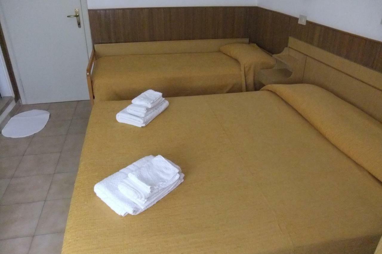 Albergo Villalma 里米尼 外观 照片